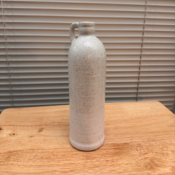Textured Ceramic Vase - Picture 1 of 5